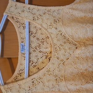 Kismet Yellow Laced sl33v3l3ss Dress PTP 17"-19"